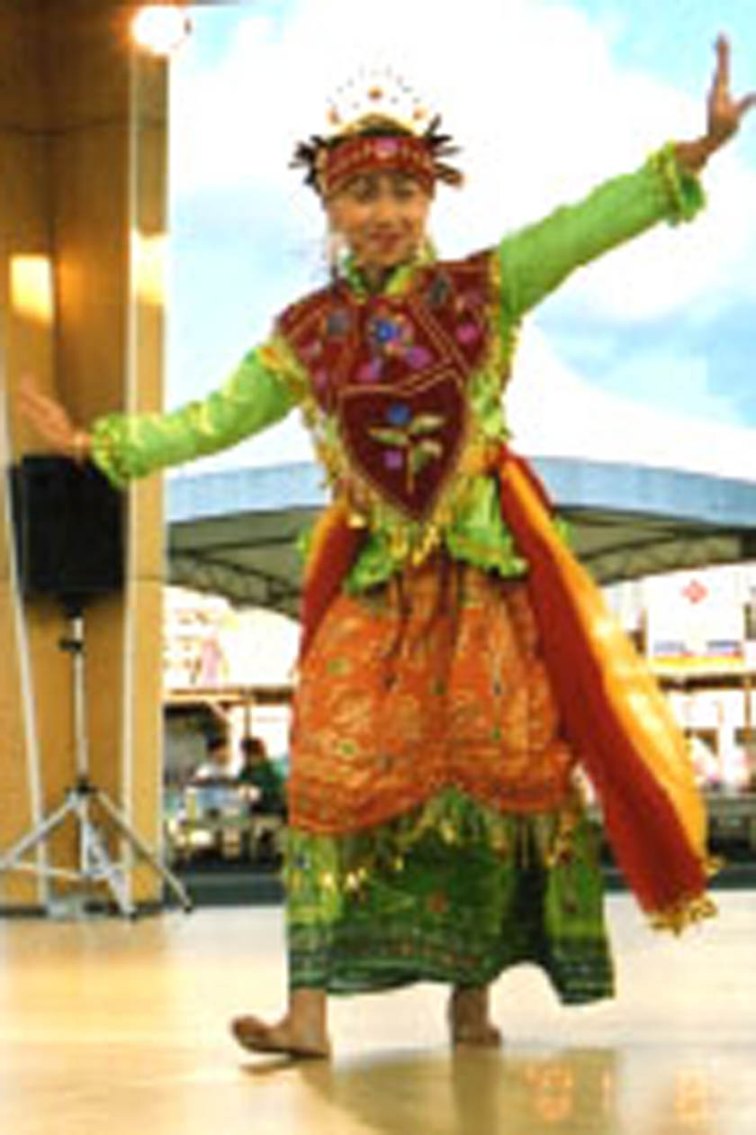 外国ダンサー・パフォーマー インドネシア/バリダンスグループの写真2