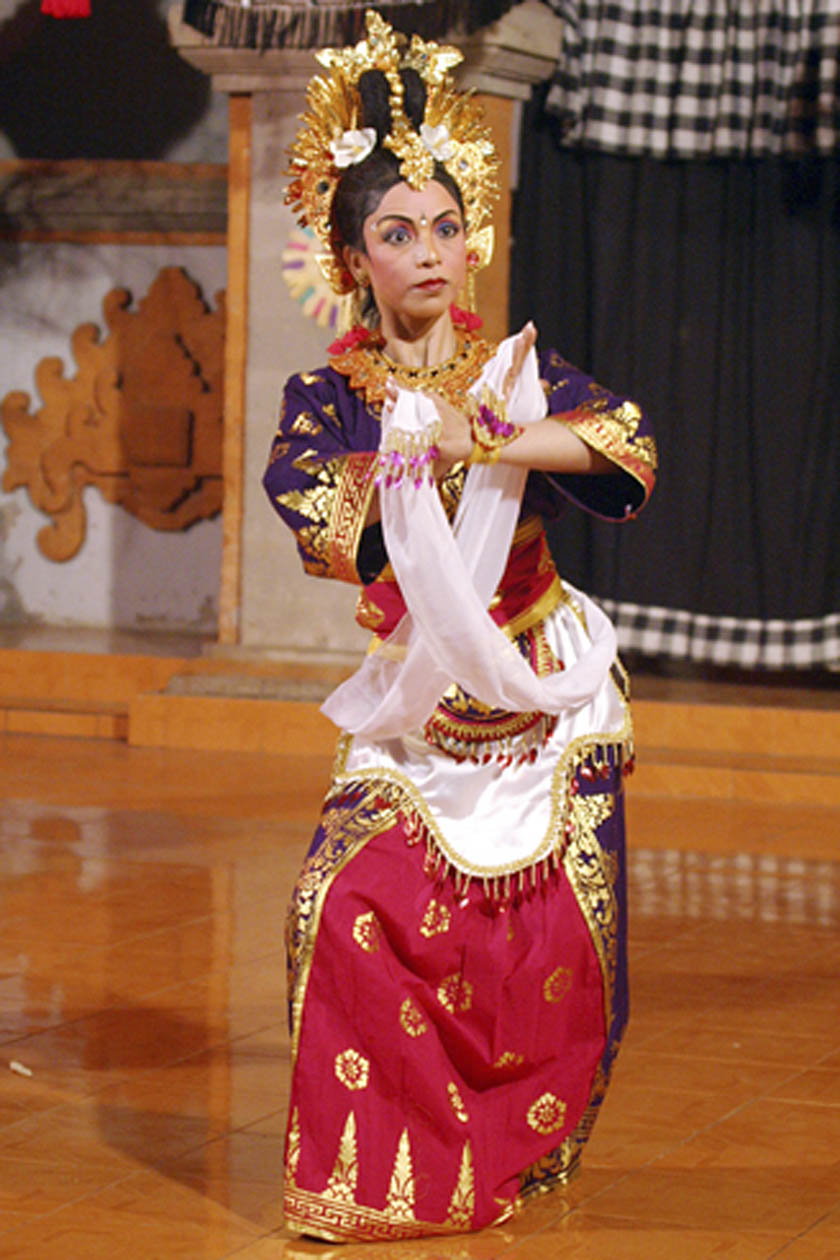 外国ダンサー・パフォーマー インドネシア/バリダンスグループの写真4