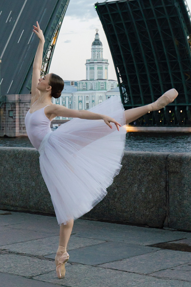 外国人モデル/外国ダンサー・パフォーマー ユリア・KOの写真2